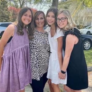 Meet your Posher, Joan